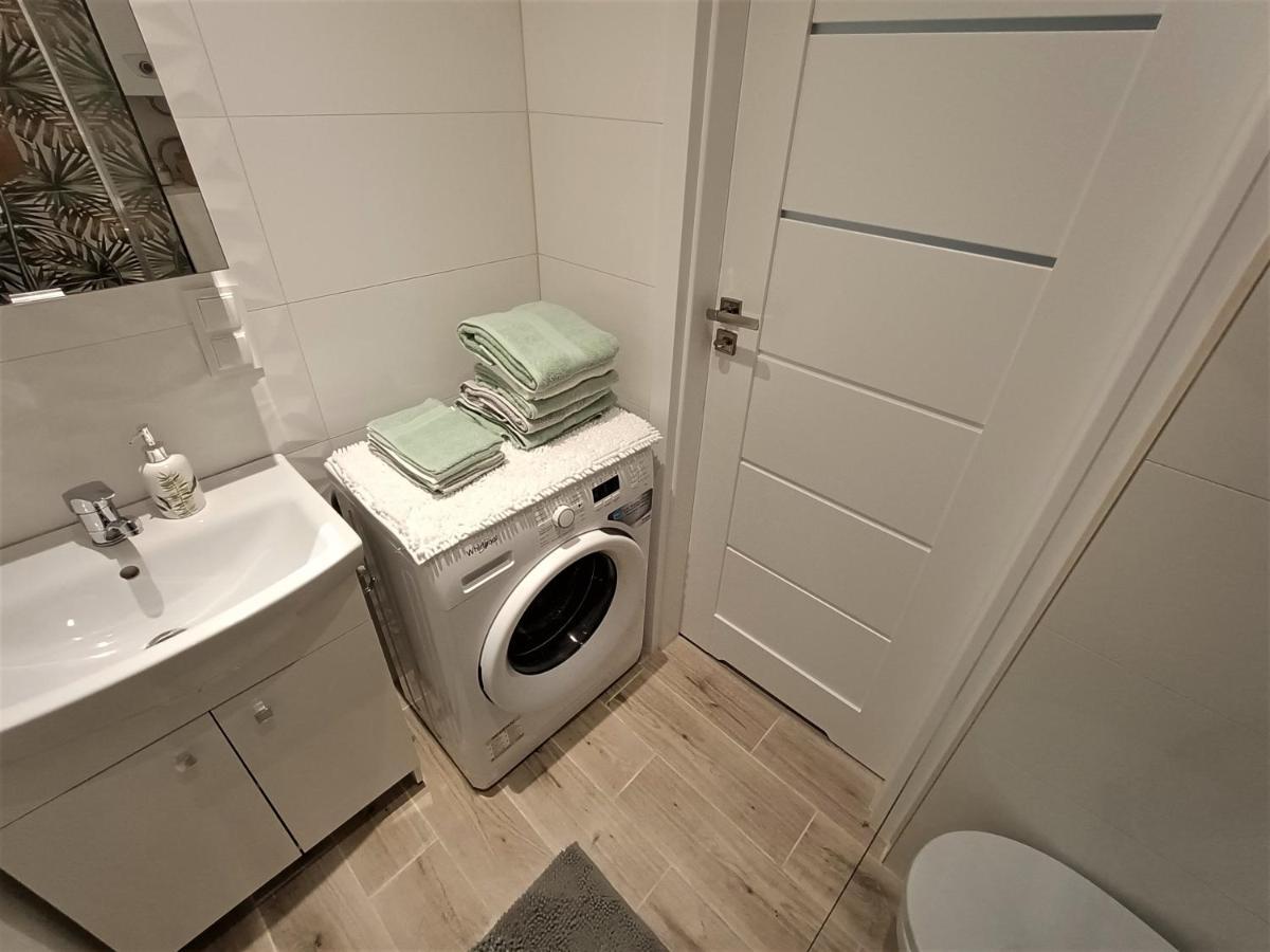 Szmaragdowy Apartament Przy Ulicy Opolskiej Tarnowskie Góry Exteriér fotografie