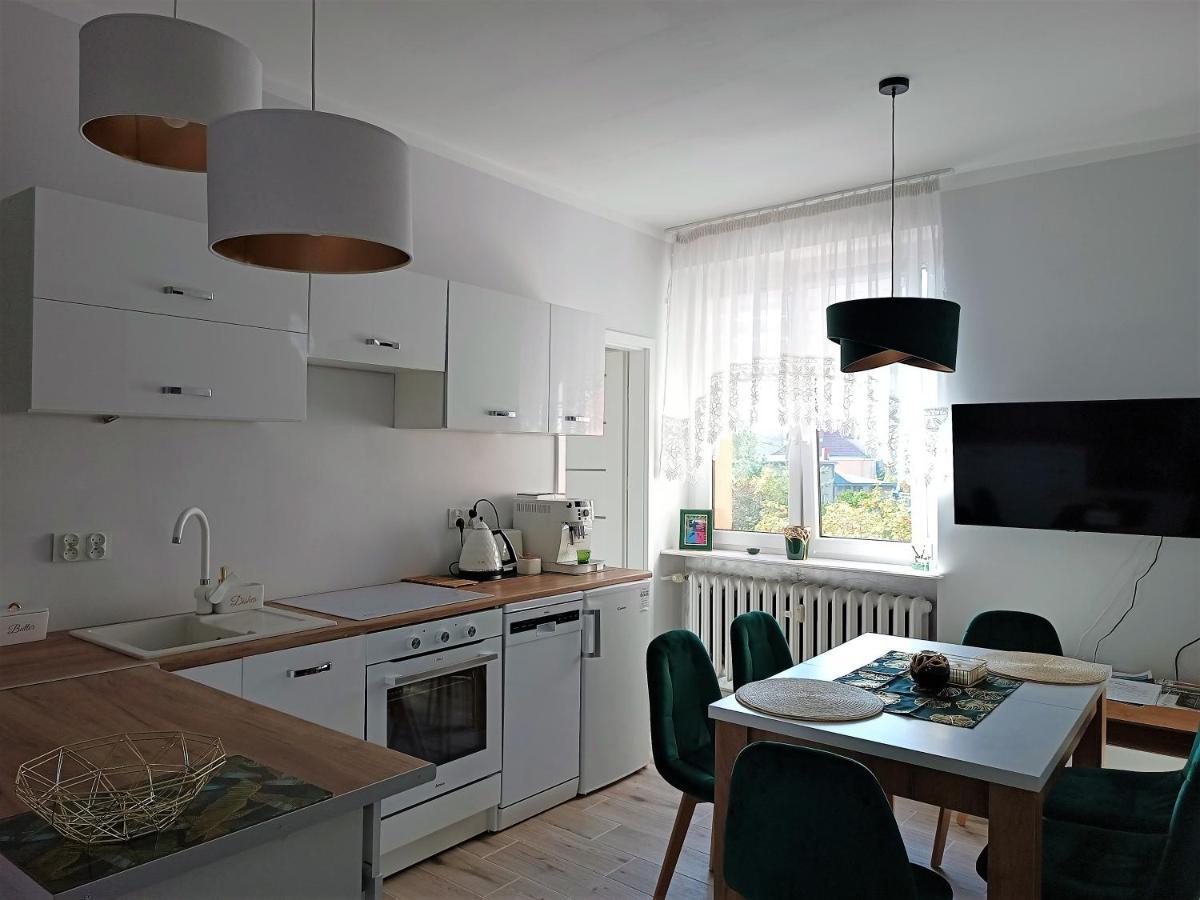 Szmaragdowy Apartament Przy Ulicy Opolskiej Tarnowskie Góry Exteriér fotografie