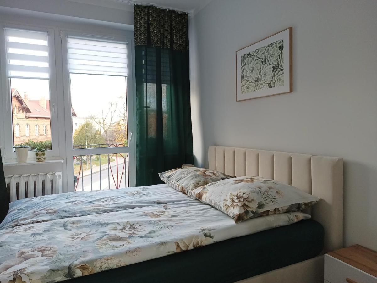 Szmaragdowy Apartament Przy Ulicy Opolskiej Tarnowskie Góry Exteriér fotografie